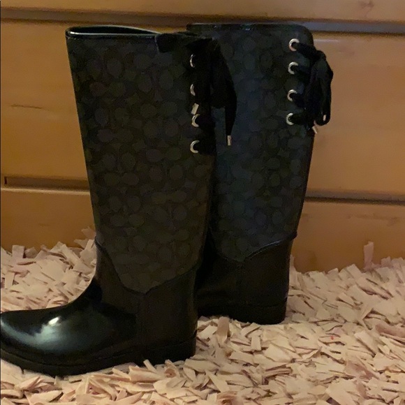 Coach Rainboots - Picture 3 of 5